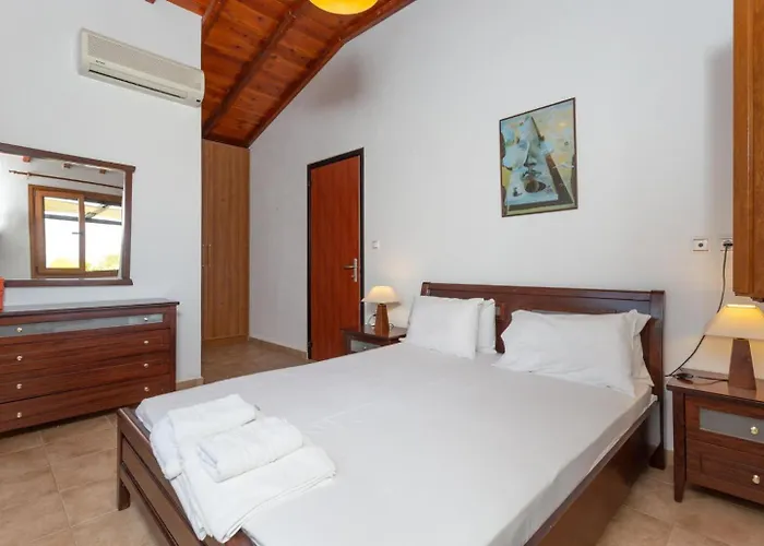 Katerina Panormos (Skopelos)